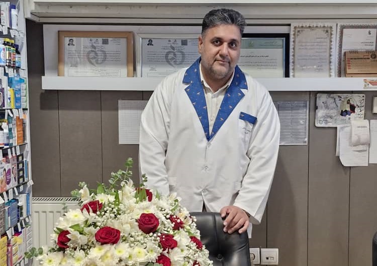 ارائه گزارش مختصر فعالیت های معاونت آموزشی نظام پزشکی شهریار، آقای دکتر صفایی به سازمان کل نظام پزشکی کشور